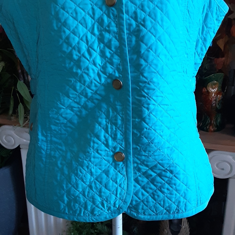 Talbots, Size Medium, Polyester, Pearlized Snap, … - image 7